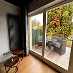 & Terrace Lägenhet