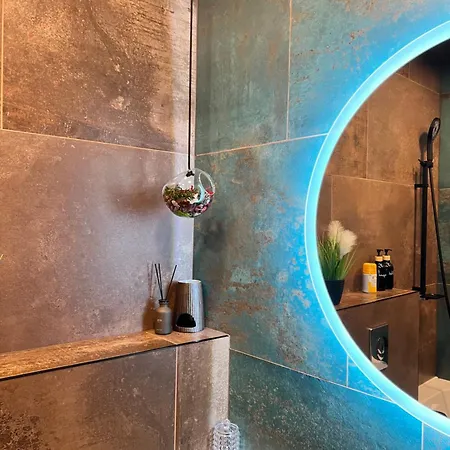 & Terrace アパート