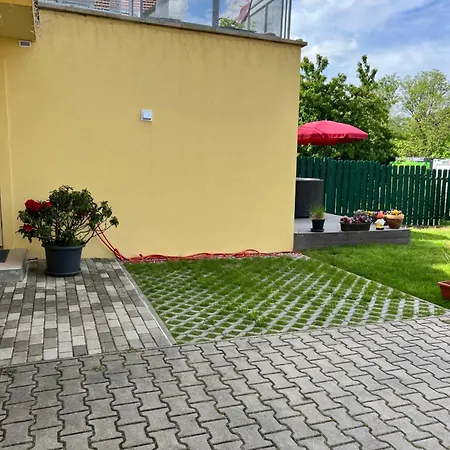 Apartment & Terrace